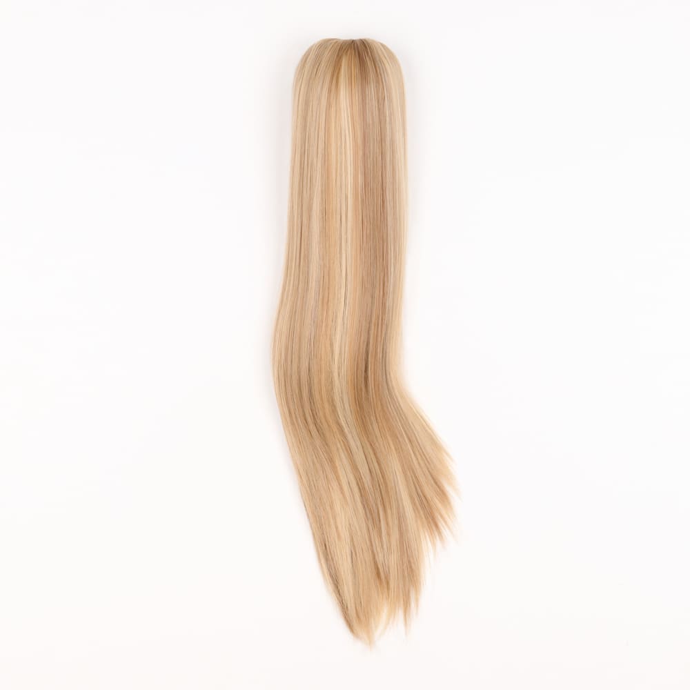 20 Inch Long Straight Claw Clip-on Ponytail in a Medium Blonde Colour