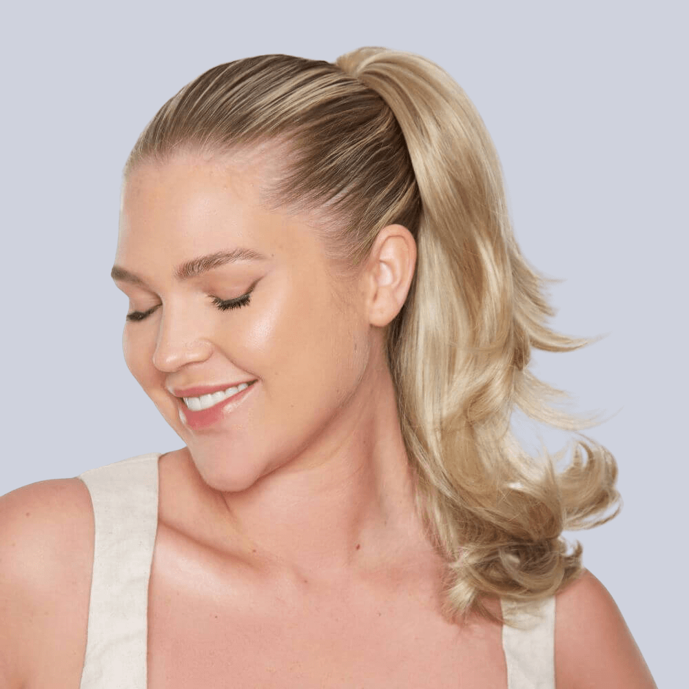 Stranded Medium Flicky Clip-on Ponytail #8/10 Baby Bronde