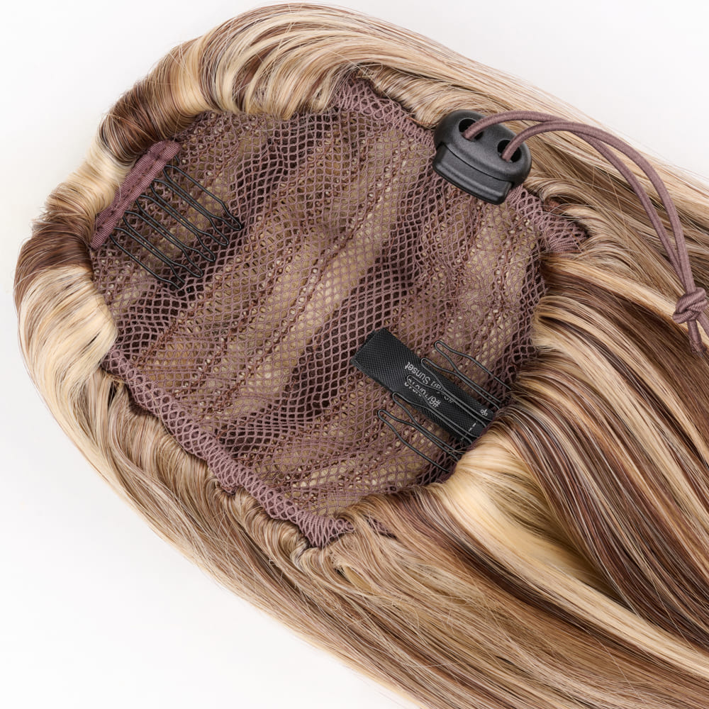 20 Inch Seamlessly Attached Drawstring Ponytail Extension in colour Mixed Blonde and Brunette