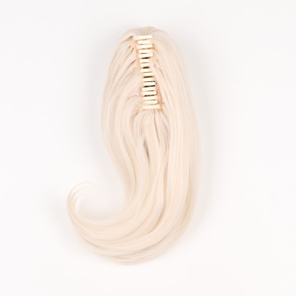 Stranded Short Swoop Ponytail #600 White Lily